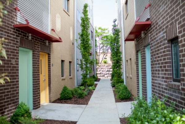 Woodstock, apartments, exterior