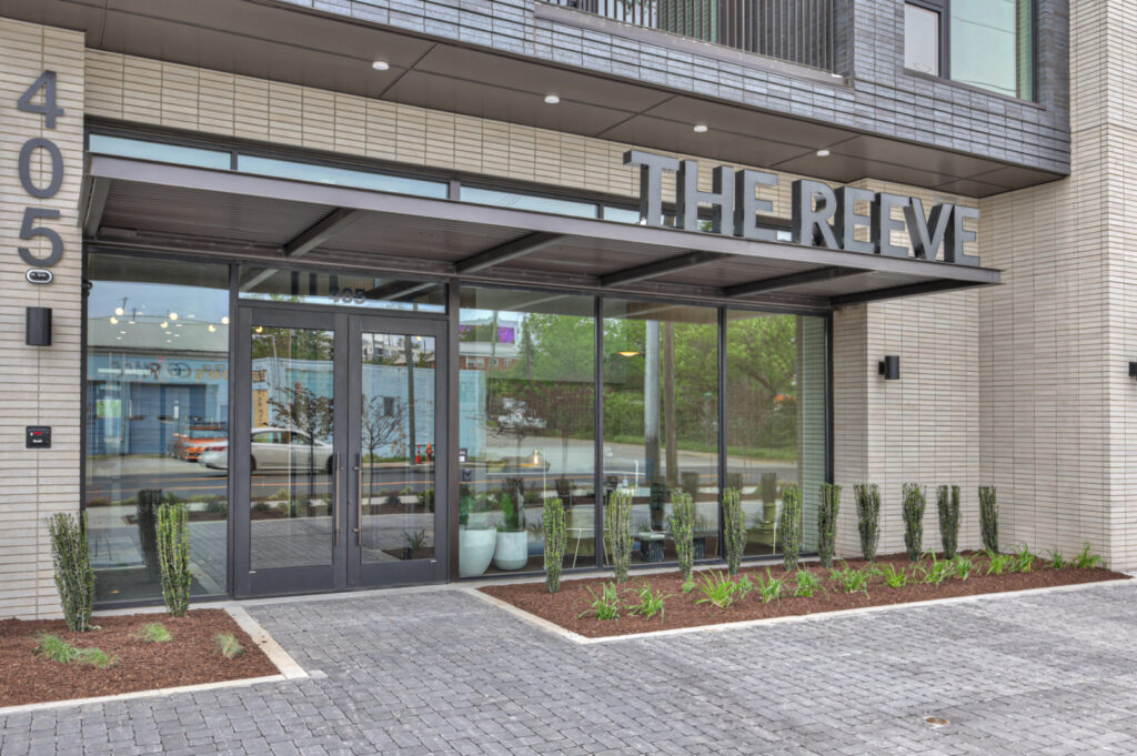 Reeve_Apt_Front_Entrance_01 Exterior, Apartment, Building, Nashville, Construction, Entrance