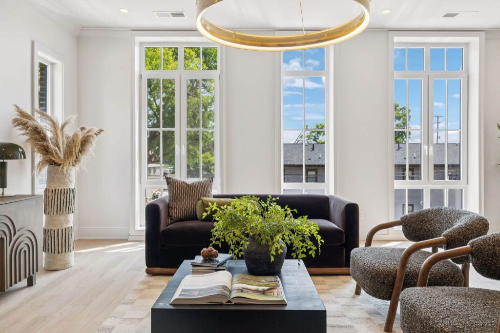 46-web-or-mls-1607 4th Ave N - 055