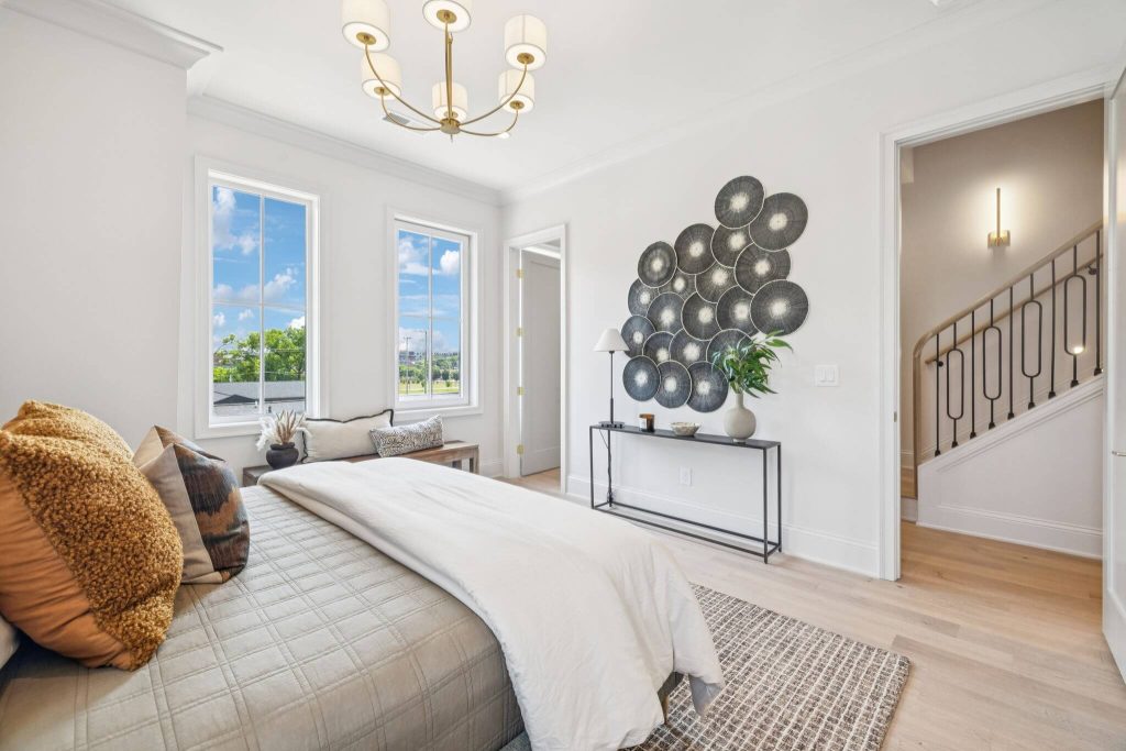 92-web-or-mls-1607 4th Ave N - 101